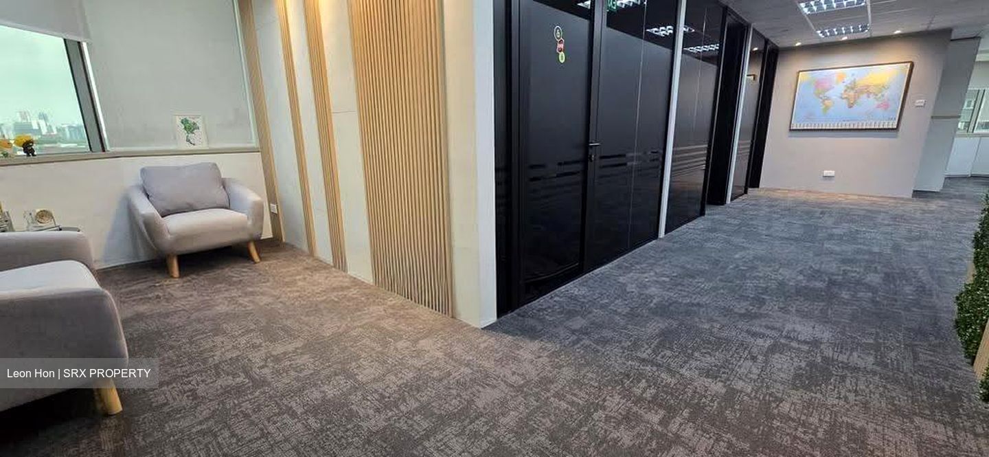 Odeon Towers (D7), Office #612796511
